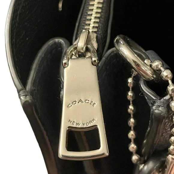 COACH Charlie Handbag Shoulder Purse Black 29529‎ Carryall City Classic Designer - Picture 10 of 10